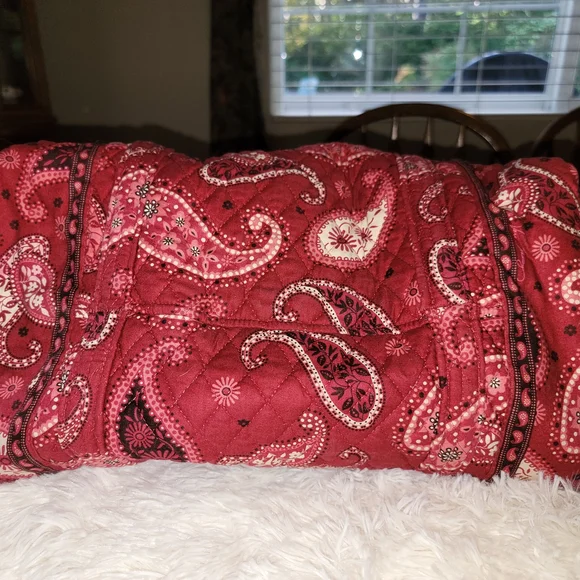 Vera Bradley Red Paisley Tote/Duffle/Travel Bag - Picture 2 of 6